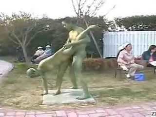 Japanska kusliga statue kön